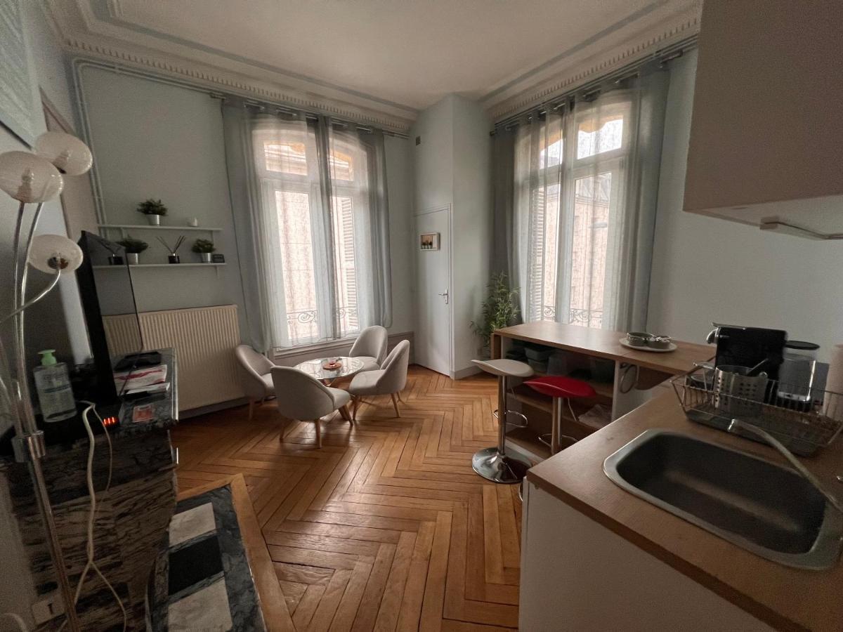 4 People+Free Street Parking+Cosy Centre Ville Apartman Rouen Kültér fotó